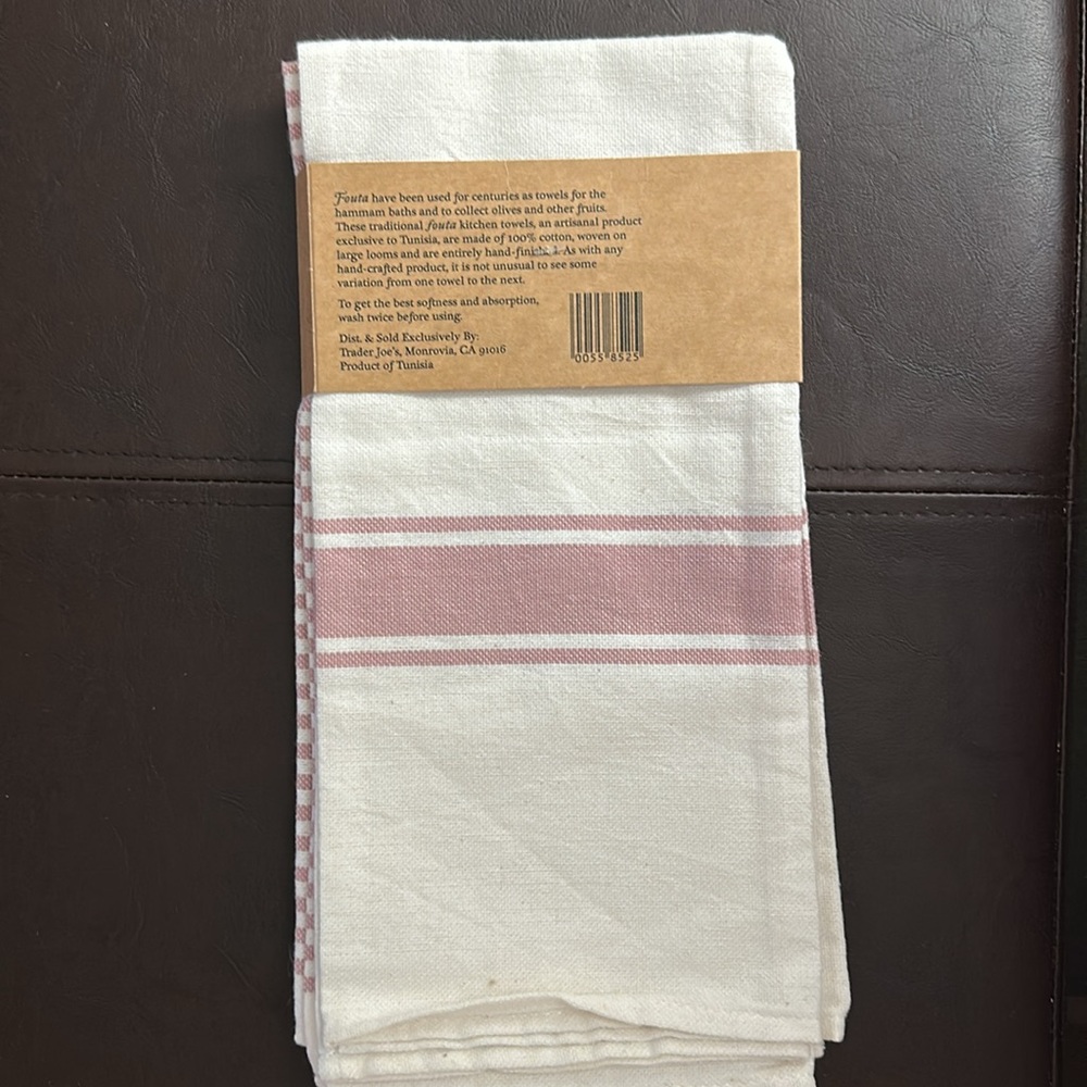 Trader Joe’s Cotton Kitchen Towels, set of 3 - Picture 2 of 4